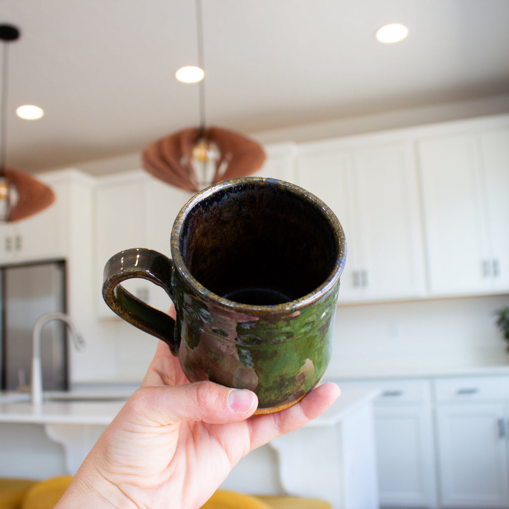 Pinecone Ash Mug